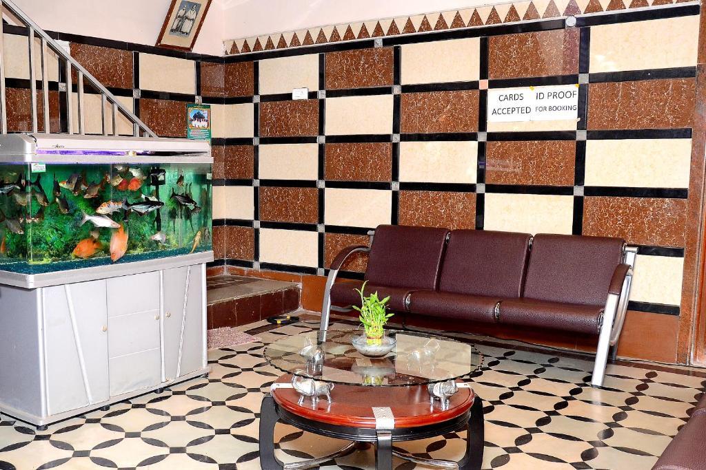 Hotel Shri Swarna'S Palace - A Business Class Hotel Tiruchirappalli Exterior foto