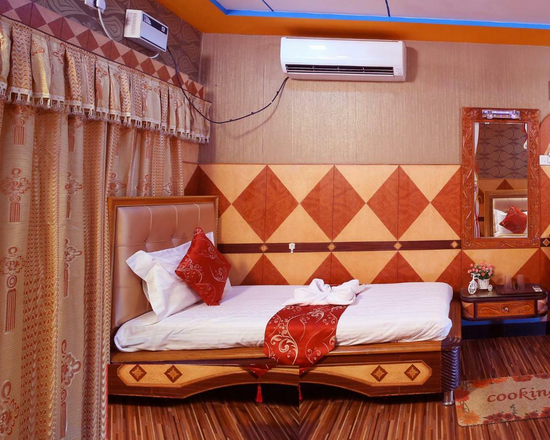Hotel Shri Swarna'S Palace - A Business Class Hotel Tiruchirappalli Exterior foto